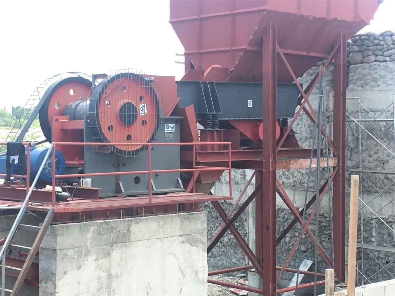 Kinglink ZSW380X96 RiverStone Aggregate vibrating grizzly feeder - Mining machinery: picture 2 Kinglink ZSW380X96 RiverStone Aggregate vibrating grizzly feeder - Mining machinery: picture 2