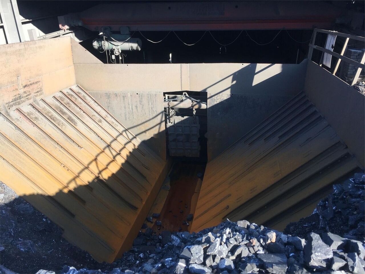 Kinglink ZSW600x150 Vibriting Feeder For Sale - Mining machinery: picture 1 Kinglink ZSW600x150 Vibriting Feeder For Sale - Mining machinery: picture 1