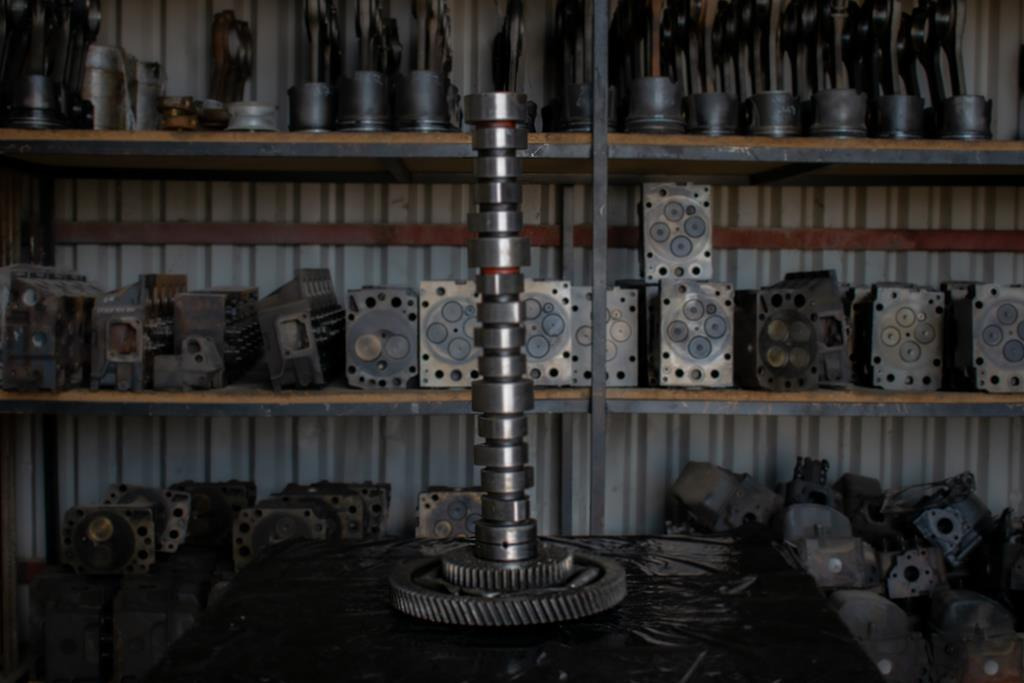MERCEDES-BENZ ACTROS 6 CYLINDER EURO V WITH ENGINE CODE OM 541 - Camshaft for Truck: picture 2 MERCEDES-BENZ ACTROS 6 CYLINDER EURO V WITH ENGINE CODE OM 541 - Camshaft for Truck: picture 2