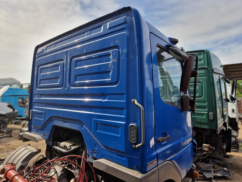 MERCEDES-BENZ ATEGO 3 - Cab for Truck: picture 4 MERCEDES-BENZ ATEGO 3 - Cab for Truck: picture 4