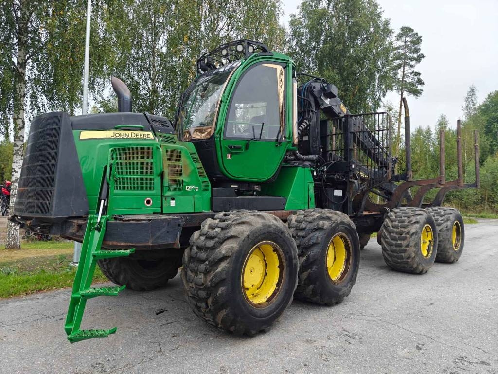 John Deere 1210 E - Forestry harvester: picture 1 John Deere 1210 E - Forestry harvester: picture 1