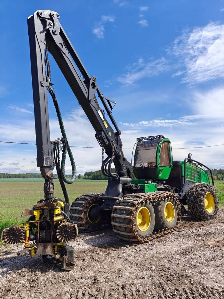John Deere 1270 G - Forestry harvester: picture 2 John Deere 1270 G - Forestry harvester: picture 2
