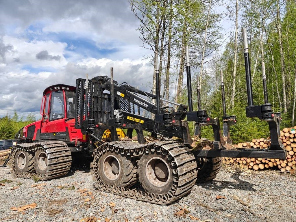 Komatsu 855 - Forwarder: picture 3 Komatsu 855 - Forwarder: picture 3