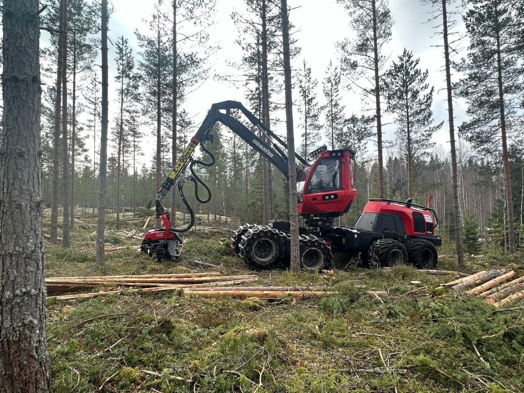 Komatsu 901 XC - Forestry harvester: picture 4 Komatsu 901 XC - Forestry harvester: picture 4