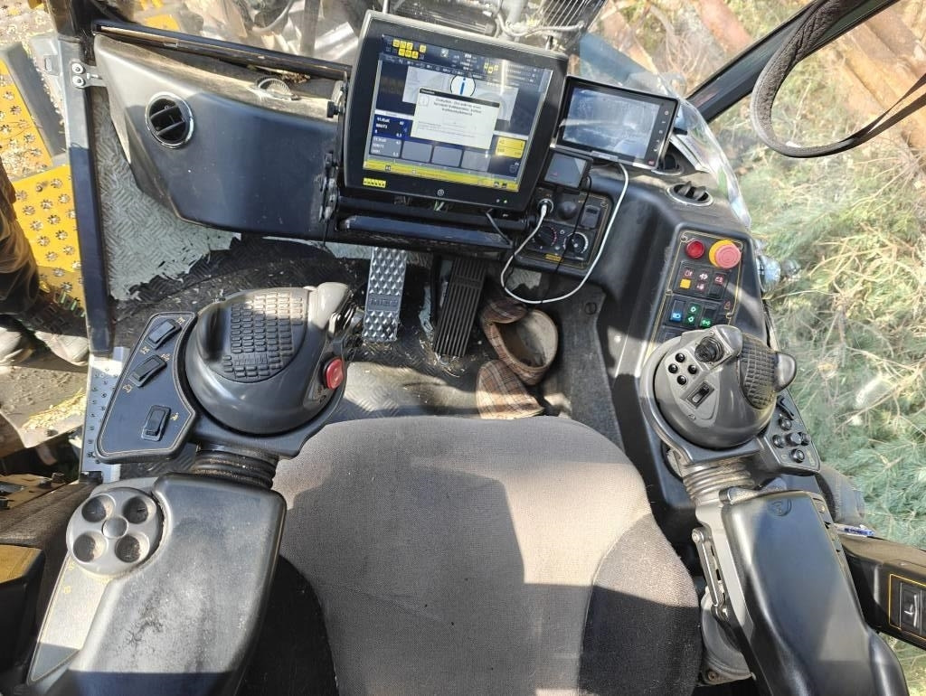 Forestry harvester Ponsse Scorpion: picture 20