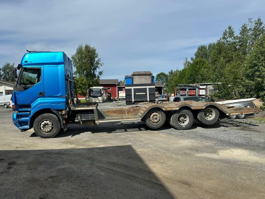 Sisu E11 - Timber truck: picture 3 Sisu E11 - Timber truck: picture 3
