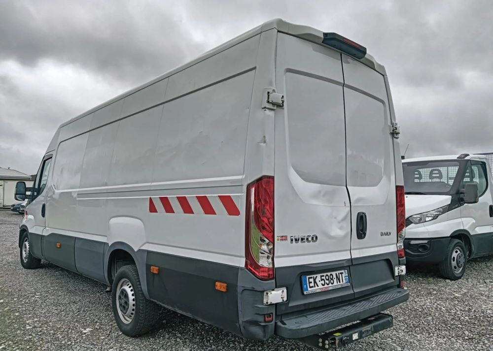 Iveco 35S14,35S13,35C13,35C12, - Panel van: picture 4 Iveco 35S14,35S13,35C13,35C12, - Panel van: picture 4