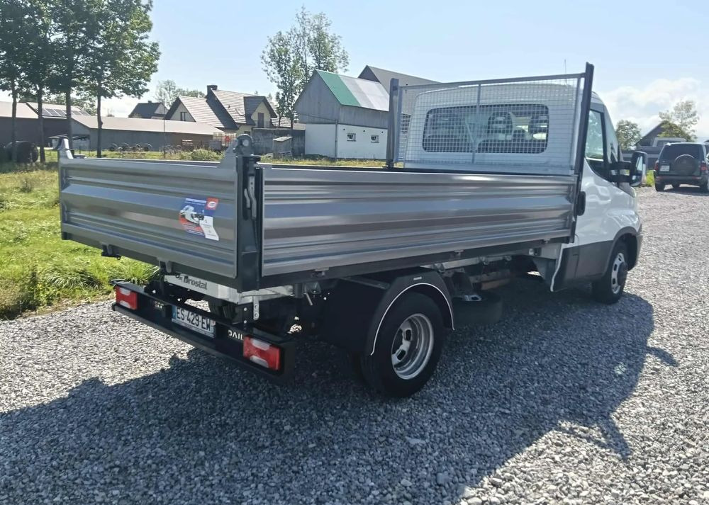 Tipper van Iveco DAILY 35C14, 35C13, 35C12: picture 9 Tipper van Iveco DAILY 35C14, 35C13, 35C12: picture 9