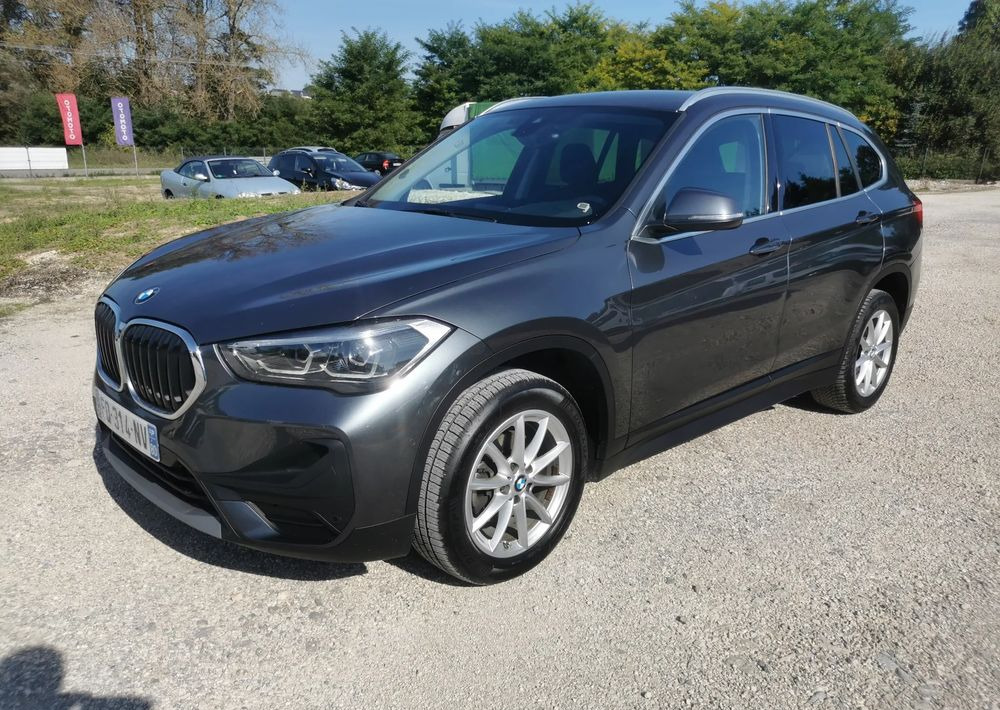 Car BMW X1 sDrive16d: picture 1