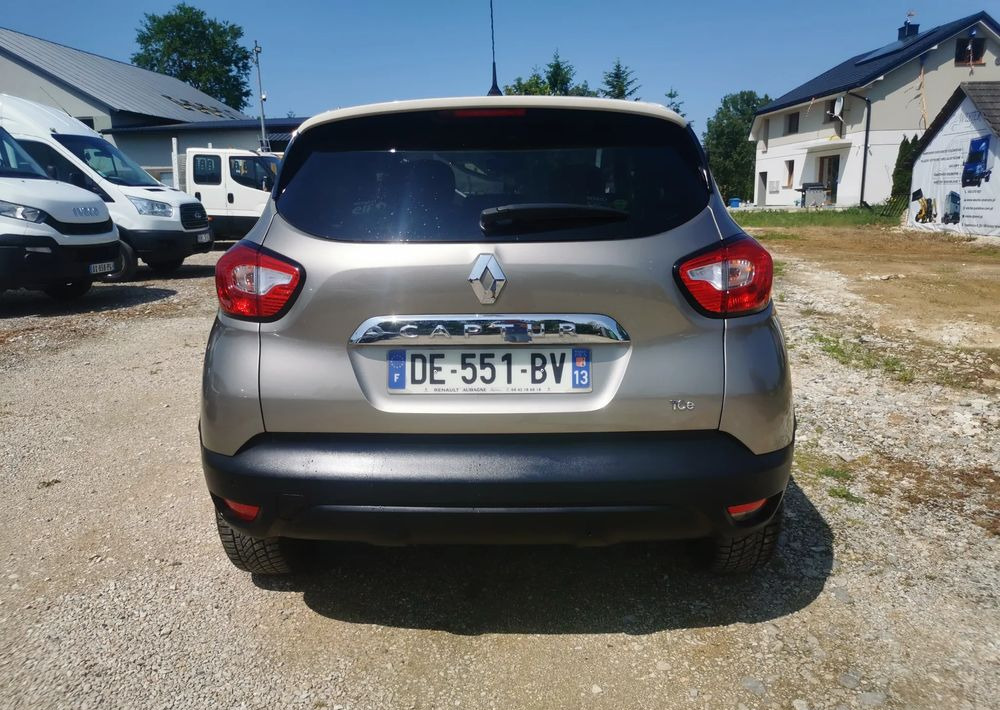 Renault Captur 0.9 Energy TCe Intens - SUV: picture 5 Renault Captur 0.9 Energy TCe Intens - SUV: picture 5