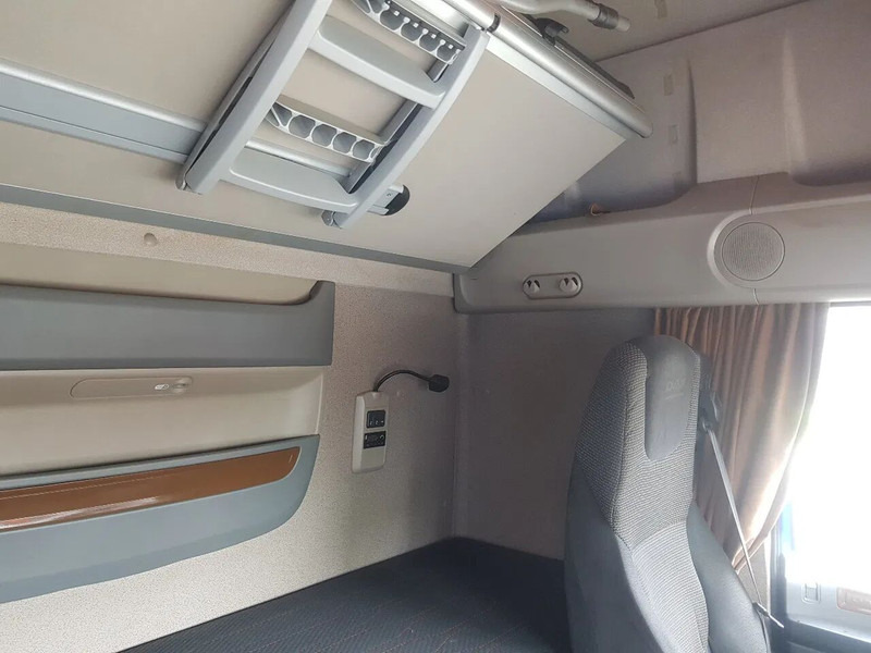 Tractor unit DAF XF 460 FTG 6x2 SSC Apk TÜV Special interior: picture 11