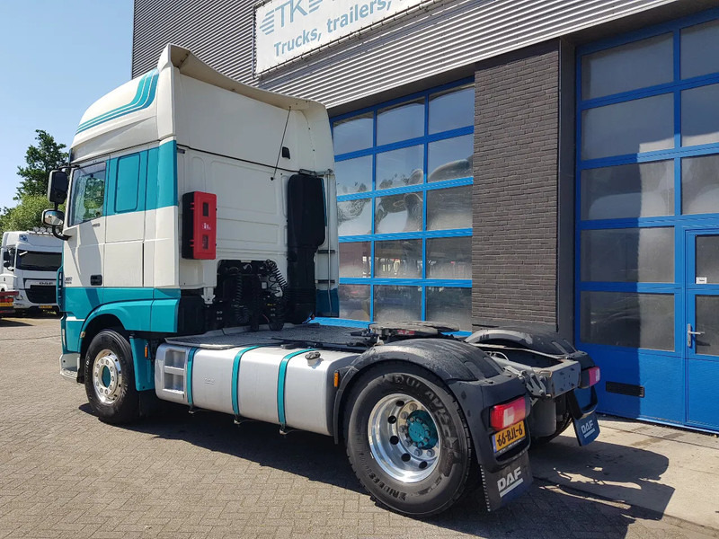 DAF XF 460 XF 460 ADR EX/II, EX/III, FL,OX and AT Leather Int. Night Airco - Tractor unit: picture 4 DAF XF 460 XF 460 ADR EX/II, EX/III, FL,OX and AT Leather Int. Night Airco - Tractor unit: picture 4