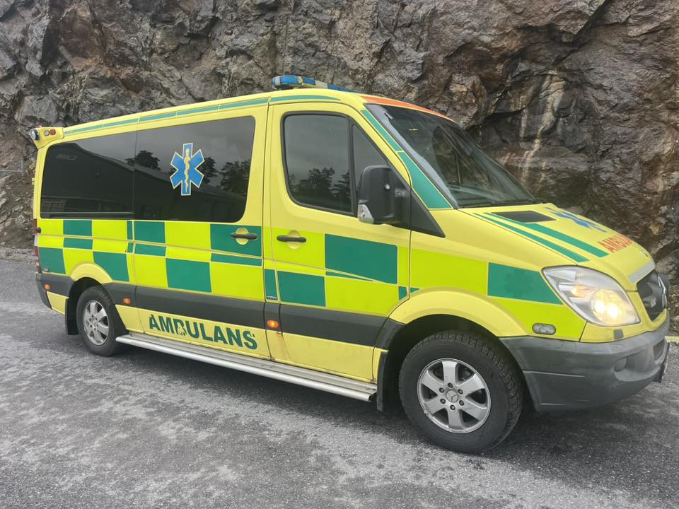 MERCEDES-BENZ Sprinter 316 NGT - AMBULANCE / швидка допомога / shvydka dopomoha - Ambulance: picture 4 MERCEDES-BENZ Sprinter 316 NGT - AMBULANCE / швидка допомога / shvydka dopomoha - Ambulance: picture 4