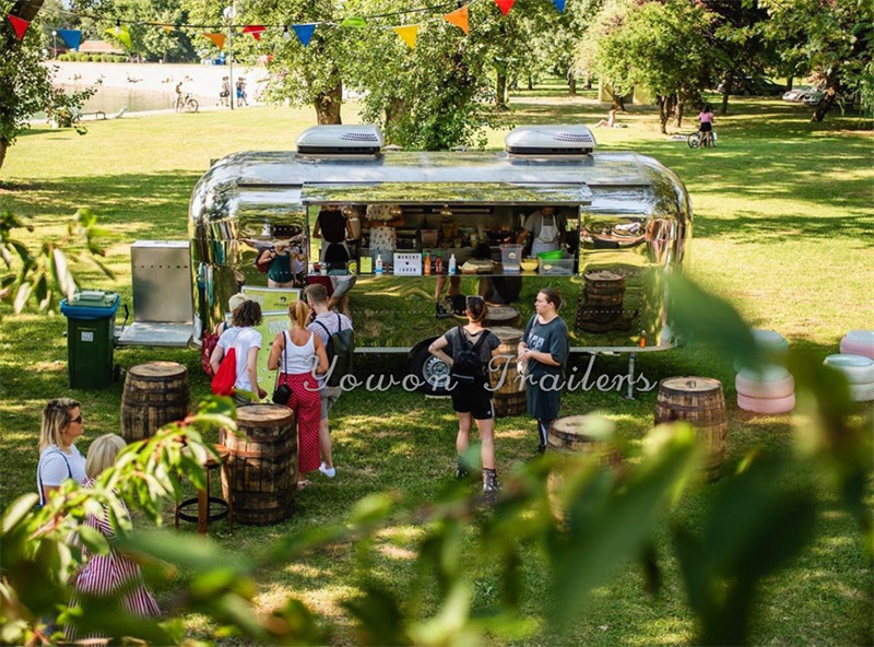 YOWON European standard food trailer with CE certificate - Vending trailer: picture 3 YOWON European standard food trailer with CE certificate - Vending trailer: picture 3