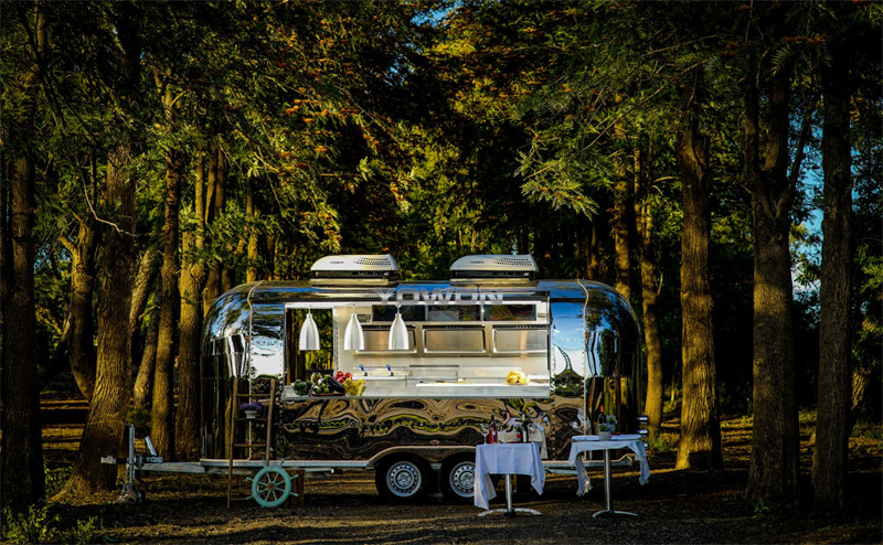 Yowon commercial food vending trailer Airstream type food truck - Vending trailer: picture 2 Yowon commercial food vending trailer Airstream type food truck - Vending trailer: picture 2