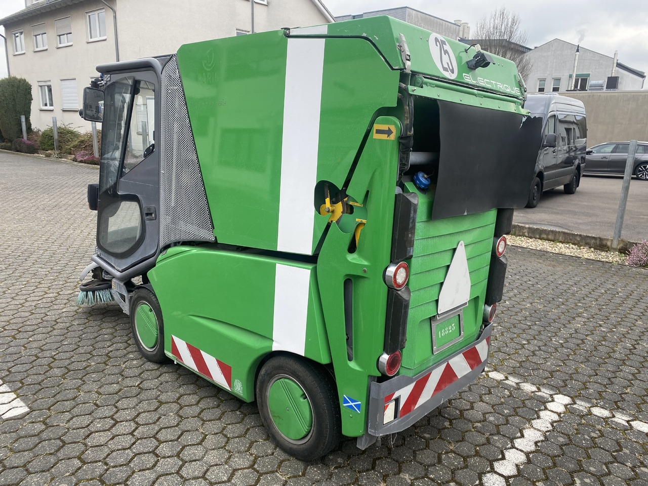 TENNANT Green Machines 500 ZE electric 500 ZE - Road sweeper: picture 4 TENNANT Green Machines 500 ZE electric 500 ZE - Road sweeper: picture 4