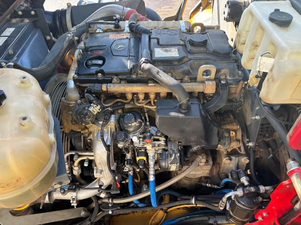 Articulated dumper Bell B 20 E: picture 15