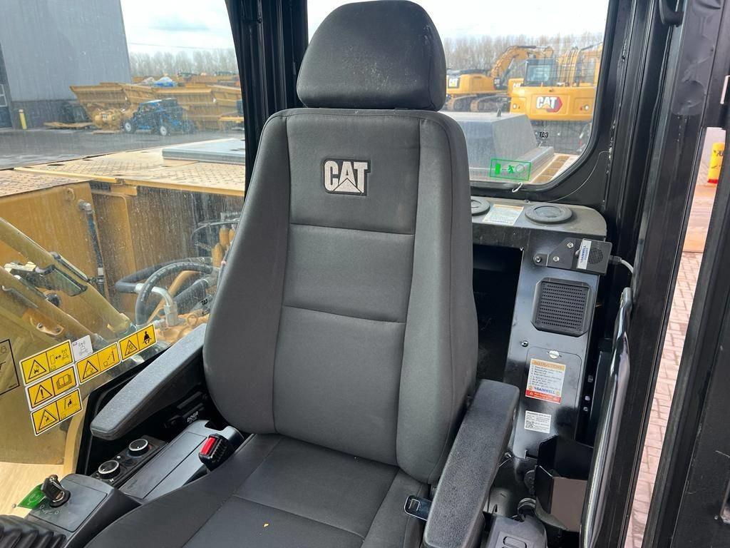 New Crawler excavator CAT 320 D3 GC: picture 15