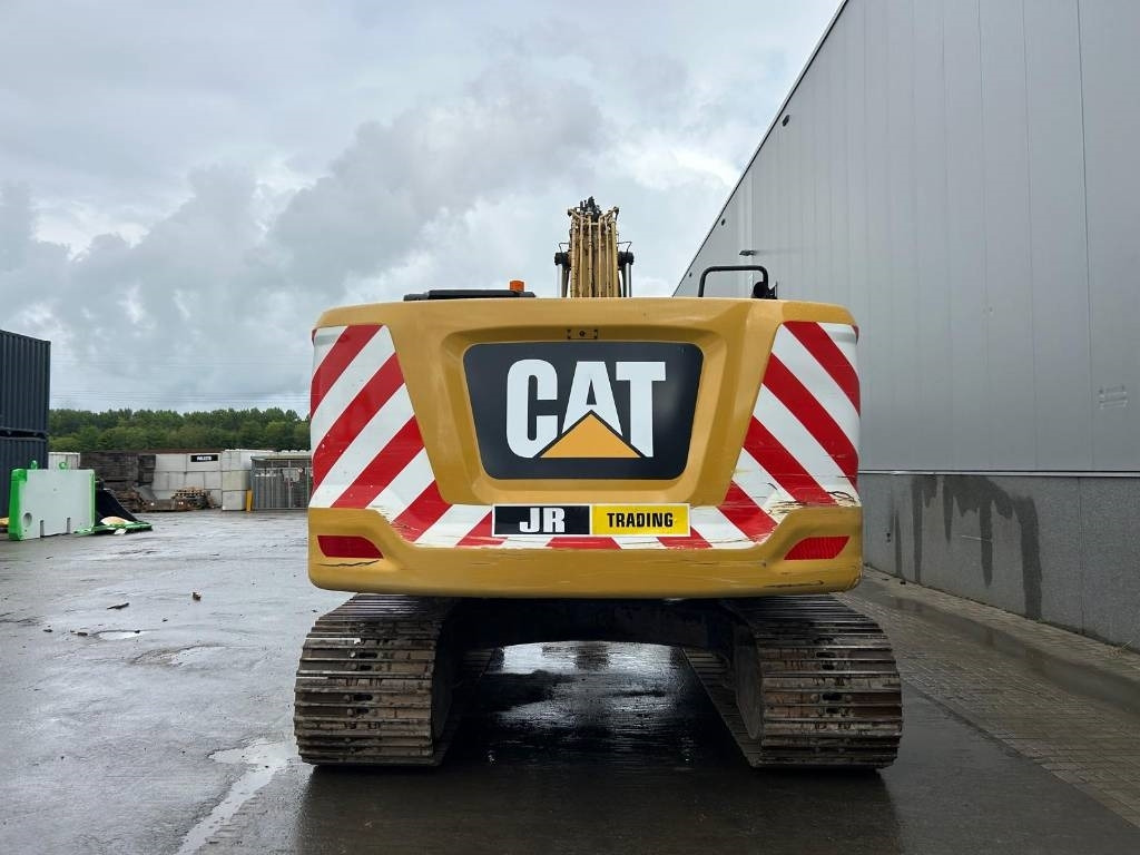 CAT 320  - Crawler excavator: picture 4 CAT 320  - Crawler excavator: picture 4