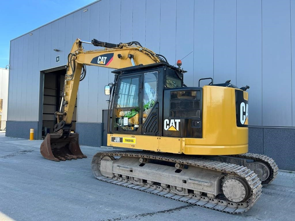 CAT 325 FL CR - Crawler excavator: picture 3 CAT 325 FL CR - Crawler excavator: picture 3
