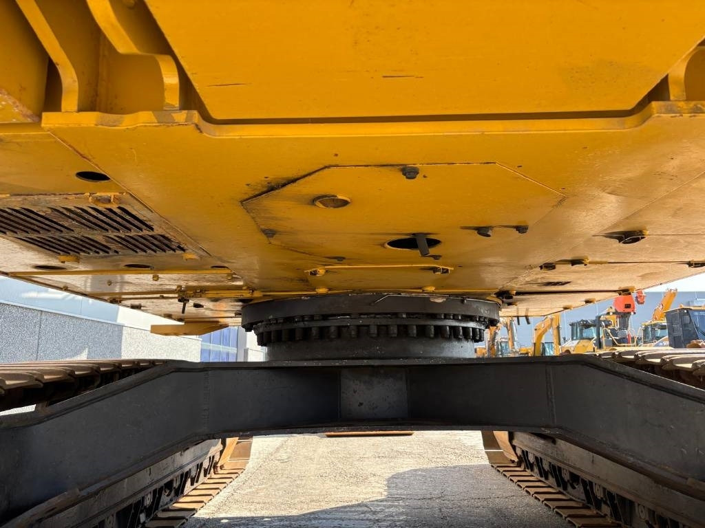 Crawler excavator CAT 330 FL: picture 27