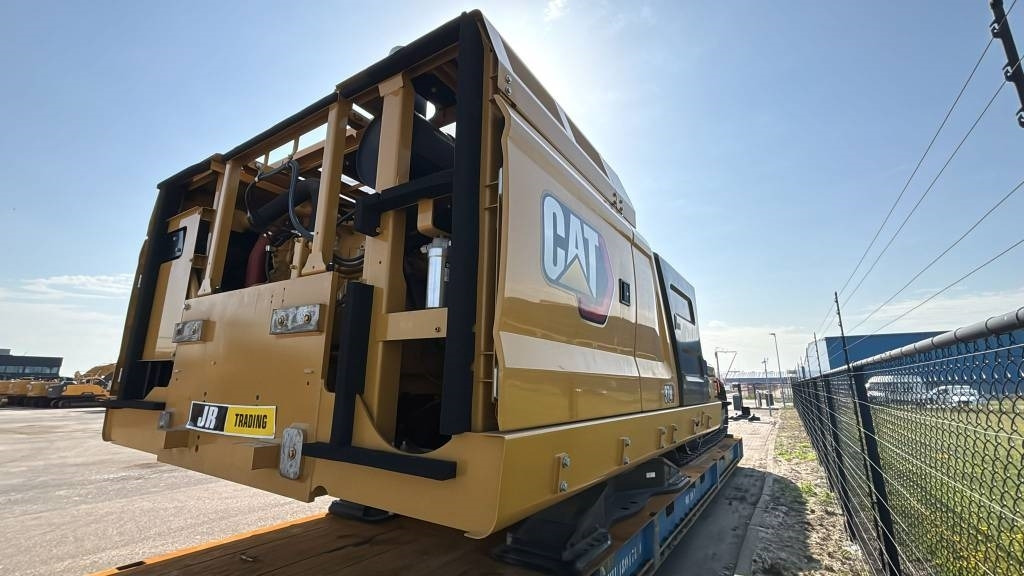 CAT 374 - Crawler excavator: picture 3 CAT 374 - Crawler excavator: picture 3