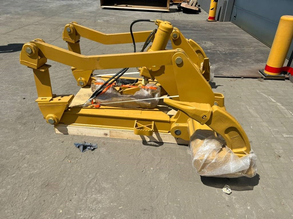 CAT D6T - D6R NEW RIPPER - Ripper for Construction machinery: picture 5 CAT D6T - D6R NEW RIPPER - Ripper for Construction machinery: picture 5