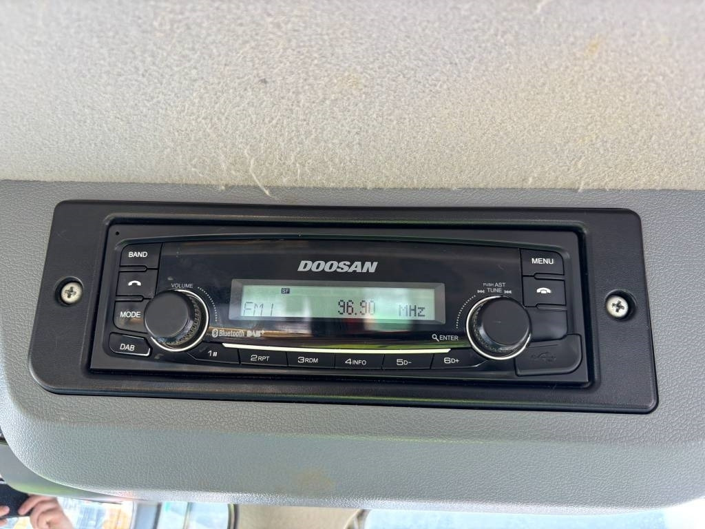 Wheel loader Doosan DL 420-7 (CDC): picture 28