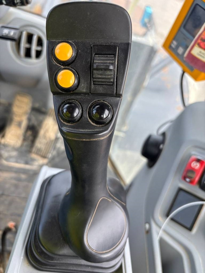 Wheel loader Doosan DL 420-7 (CDC): picture 23