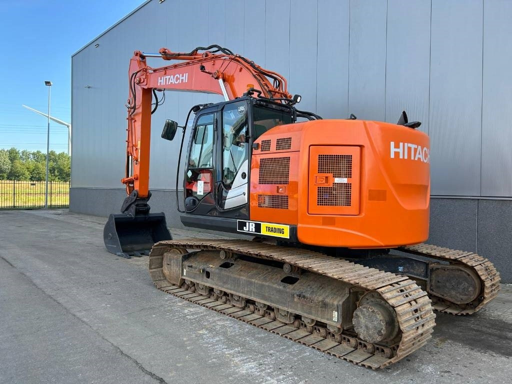 Hitachi ZX 225 US LC-6 - Crawler excavator: picture 3 Hitachi ZX 225 US LC-6 - Crawler excavator: picture 3