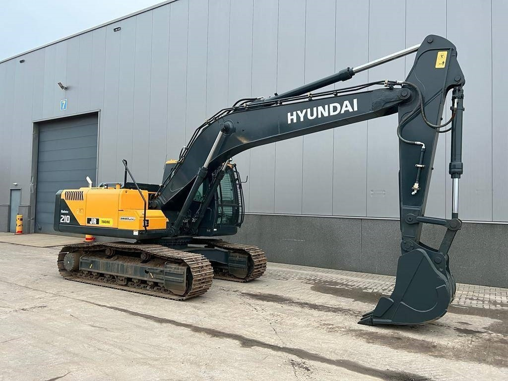 New Crawler excavator Hyundai R 210: picture 7