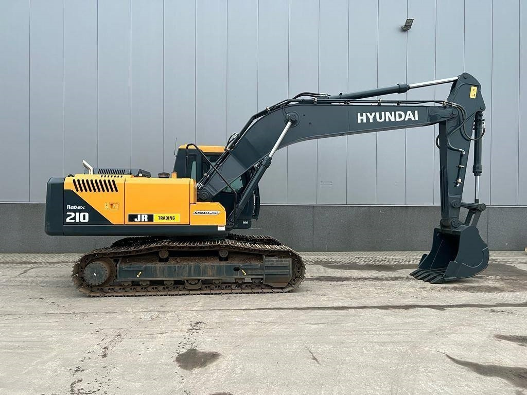 New Crawler excavator Hyundai R 210: picture 6
