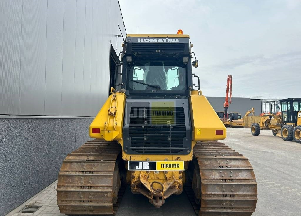 Komatsu D 61 PXI-24 (Topcon intelligent system)  - Bulldozer: picture 4 Komatsu D 61 PXI-24 (Topcon intelligent system)  - Bulldozer: picture 4