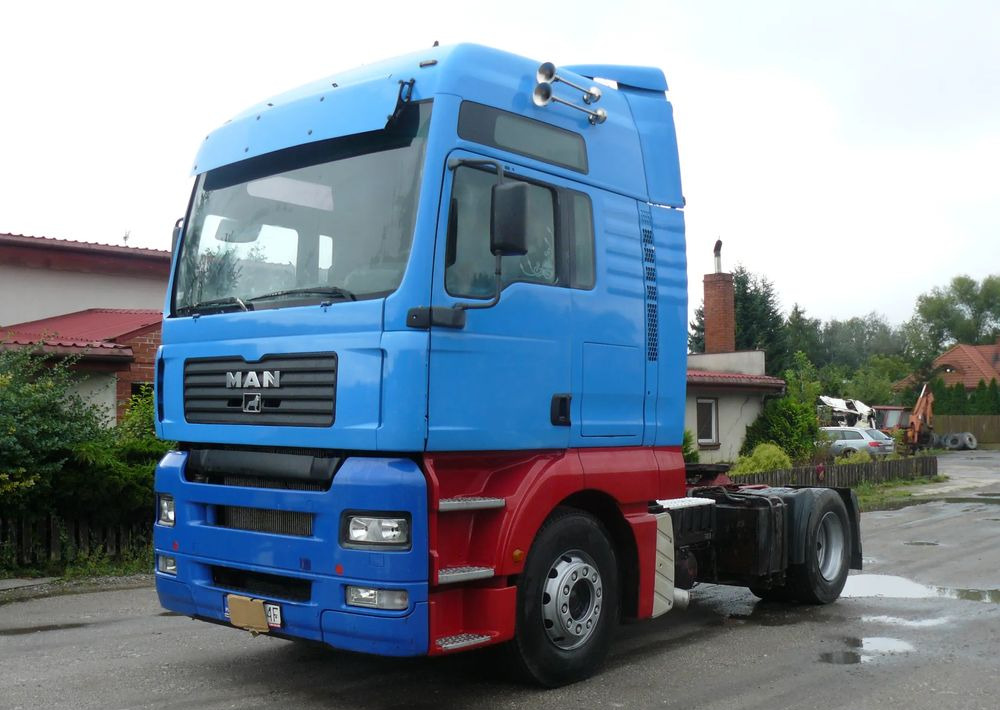 MAN 18.462 - Tractor unit: picture 2 MAN 18.462 - Tractor unit: picture 2