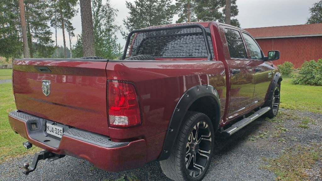 Dodge RAM 1500 5,7 hemi - Pickup truck: picture 3 Dodge RAM 1500 5,7 hemi - Pickup truck: picture 3