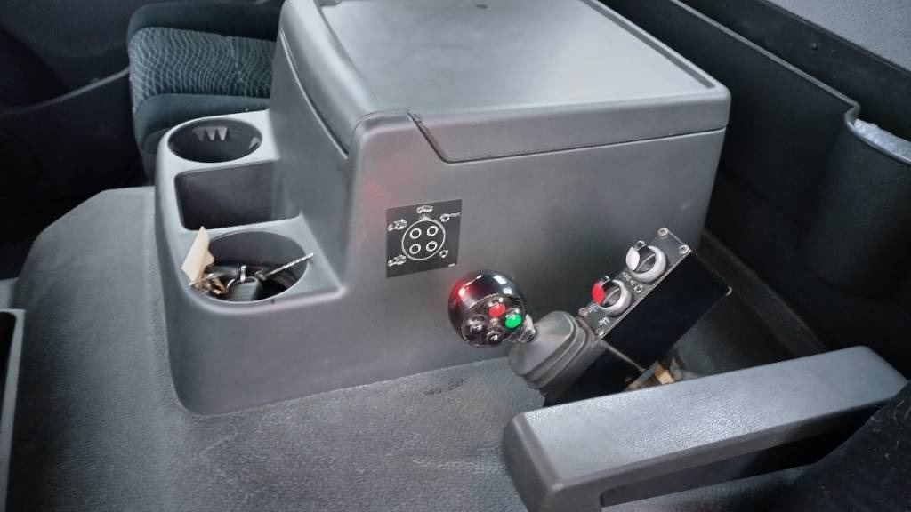 Mercedes-Benz Atego 1224 multilift vaijeri laite,euro6 250tkm!! - Skip loader truck: picture 5 Mercedes-Benz Atego 1224 multilift vaijeri laite,euro6 250tkm!! - Skip loader truck: picture 5