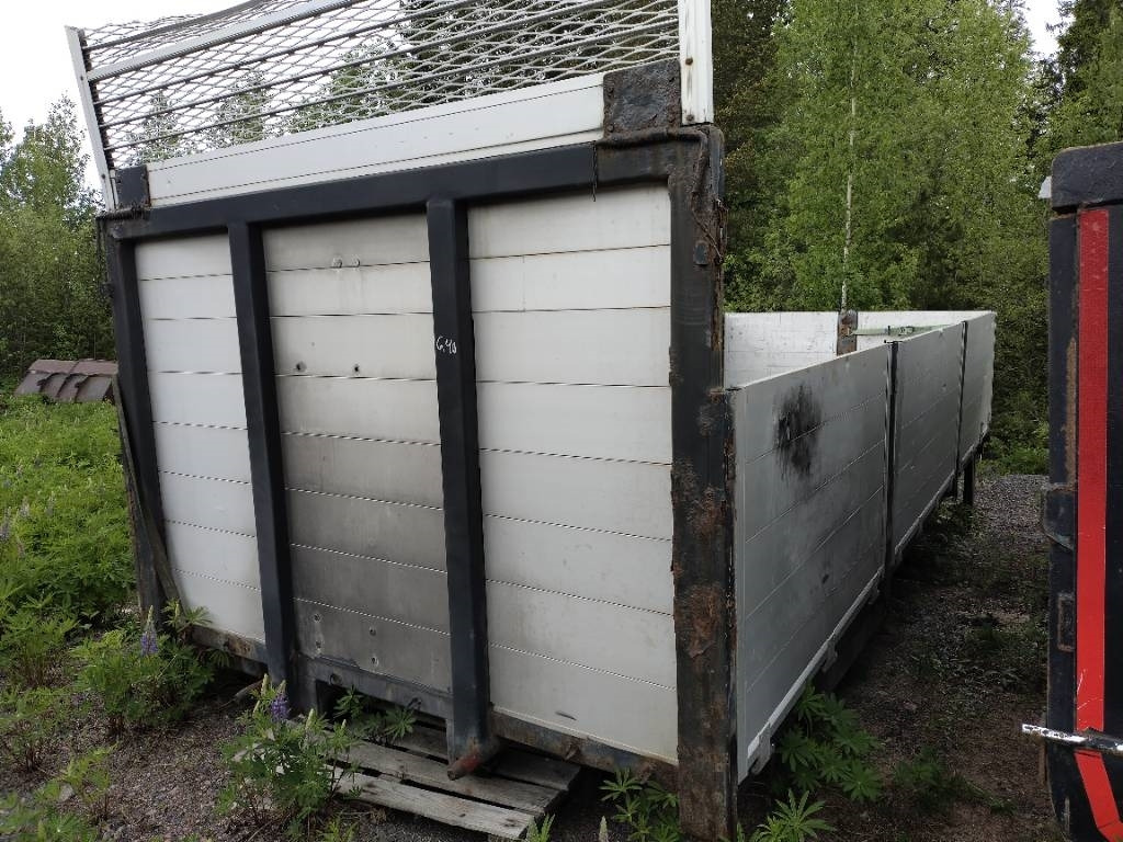 Rahtilava 6,40m nosturitupet+teline - Flatbed body: picture 3 Rahtilava 6,40m nosturitupet+teline - Flatbed body: picture 3