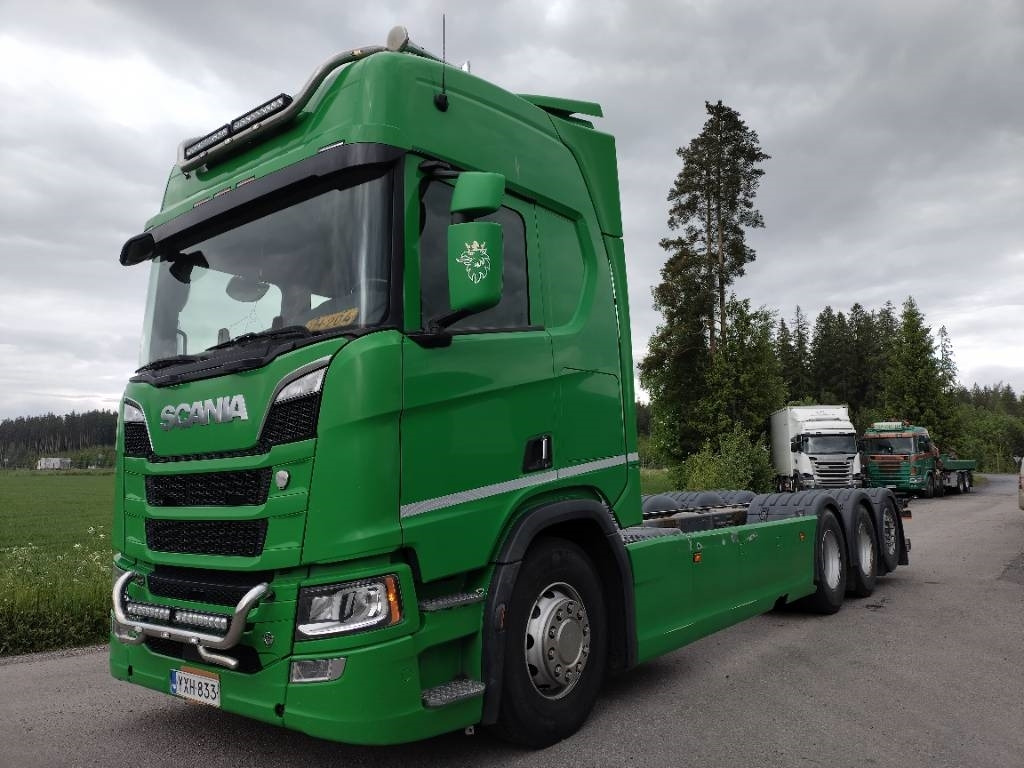 Scania R580 8x4 alusta 710tkm!! - Cab chassis truck: picture 1 Scania R580 8x4 alusta 710tkm!! - Cab chassis truck: picture 1
