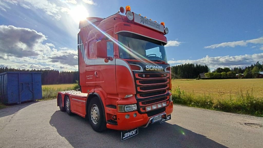 Scania R520 6x2 väliteliveturi,hyvät varusteet - Tractor unit: picture 2 Scania R520 6x2 väliteliveturi,hyvät varusteet - Tractor unit: picture 2
