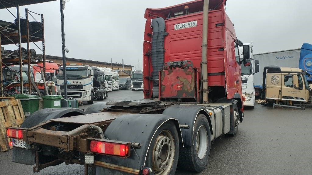 Volvo FH480 6x2 takateli veturi, hydrauliikka,manuaali - Tractor unit: picture 2 Volvo FH480 6x2 takateli veturi, hydrauliikka,manuaali - Tractor unit: picture 2