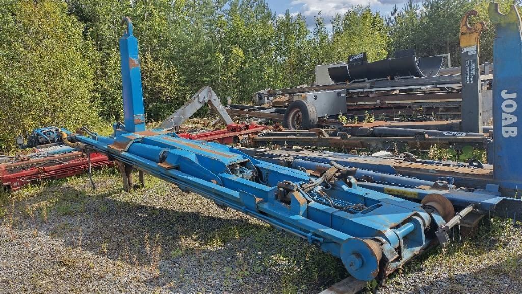 VAK Koukkulaite 22tn 6,6m - Hook lift/ Skip loader system: picture 4 VAK Koukkulaite 22tn 6,6m - Hook lift/ Skip loader system: picture 4