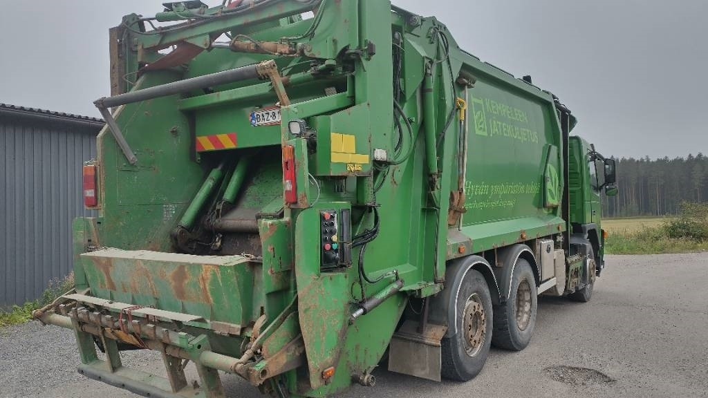 Volvo FM9 6x2 pakkaaja +nostin +etukippo - Garbage truck: picture 2 Volvo FM9 6x2 pakkaaja +nostin +etukippo - Garbage truck: picture 2