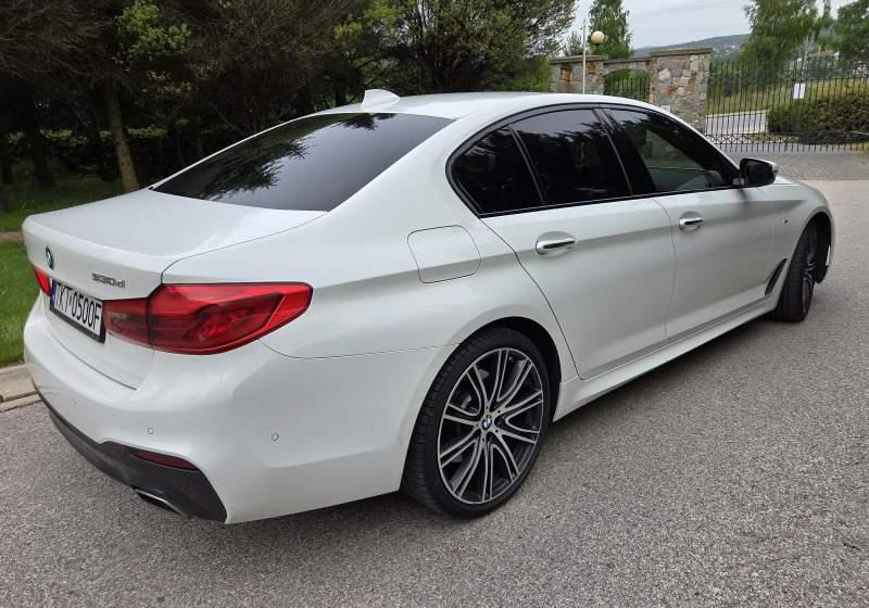 Inna BMW 530 D SERIA 5 XDRIVE M SPORT - Sedan: picture 3 Inna BMW 530 D SERIA 5 XDRIVE M SPORT - Sedan: picture 3