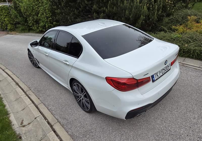 Inna BMW 530 D SERIA 5 XDRIVE M SPORT - Sedan: picture 4 Inna BMW 530 D SERIA 5 XDRIVE M SPORT - Sedan: picture 4