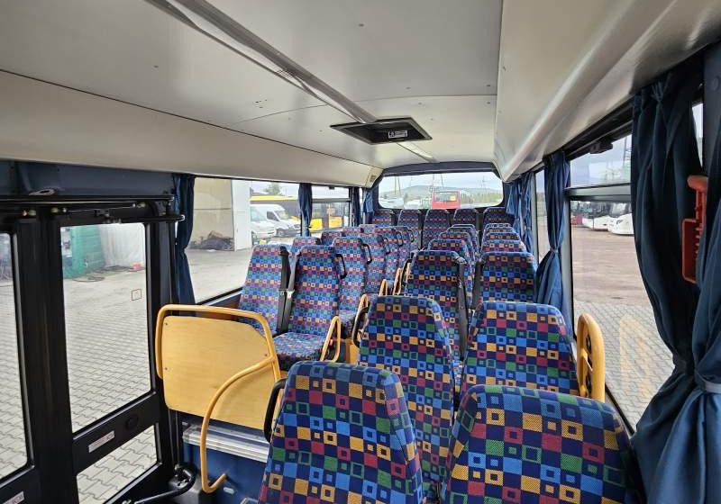 Suburban bus Irisbus RECREO / SPROWADZONE / MANUAL / WEBASTO: picture 12