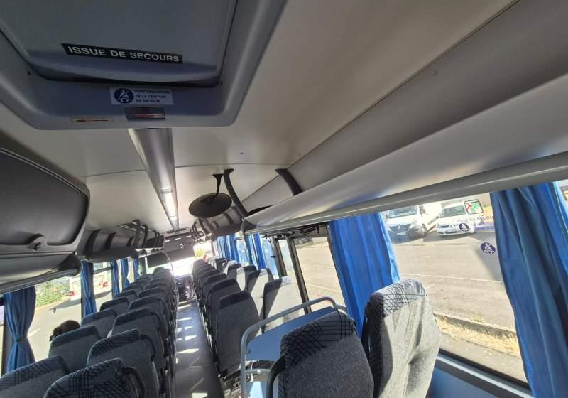 Iveco CROSSWAY/ SPROWADZONY / KLIMA / 64 MIEJSCA - Suburban bus: picture 4 Iveco CROSSWAY/ SPROWADZONY / KLIMA / 64 MIEJSCA - Suburban bus: picture 4