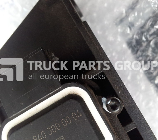 MERCEDES-BENZ actros MP2, MP3 accelerator pedal, engine control, 9403000004, 9 accelerator pedal - Pedal for Truck: picture 3 MERCEDES-BENZ actros MP2, MP3 accelerator pedal, engine control, 9403000004, 9 accelerator pedal - Pedal for Truck: picture 3