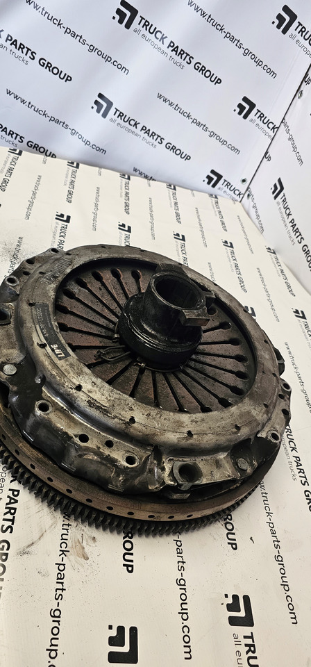 DAF DAF XF, 106XF EURO6 emission MX13 engine flywheel, clutch set, clutch disc, clutch plate, release bearing 1546143R, 2273321, 1546143, 1665428R, 2126596, 1685711, 1686642, 1697725, 1746150, 1822487, 1 - Spare parts: picture 2 DAF DAF XF, 106XF EURO6 emission MX13 engine flywheel, clutch set, clutch disc, clutch plate, release bearing 1546143R, 2273321, 1546143, 1665428R, 2126596, 1685711, 1686642, 1697725, 1746150, 1822487, 1 - Spare parts: picture 2