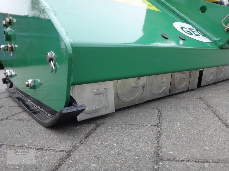 New Flail mower Vemac EFGC185 185cm Mulcher Schlegelmulcher Hammerschlegel NEU: picture 11 New Flail mower Vemac EFGC185 185cm Mulcher Schlegelmulcher Hammerschlegel NEU: picture 11