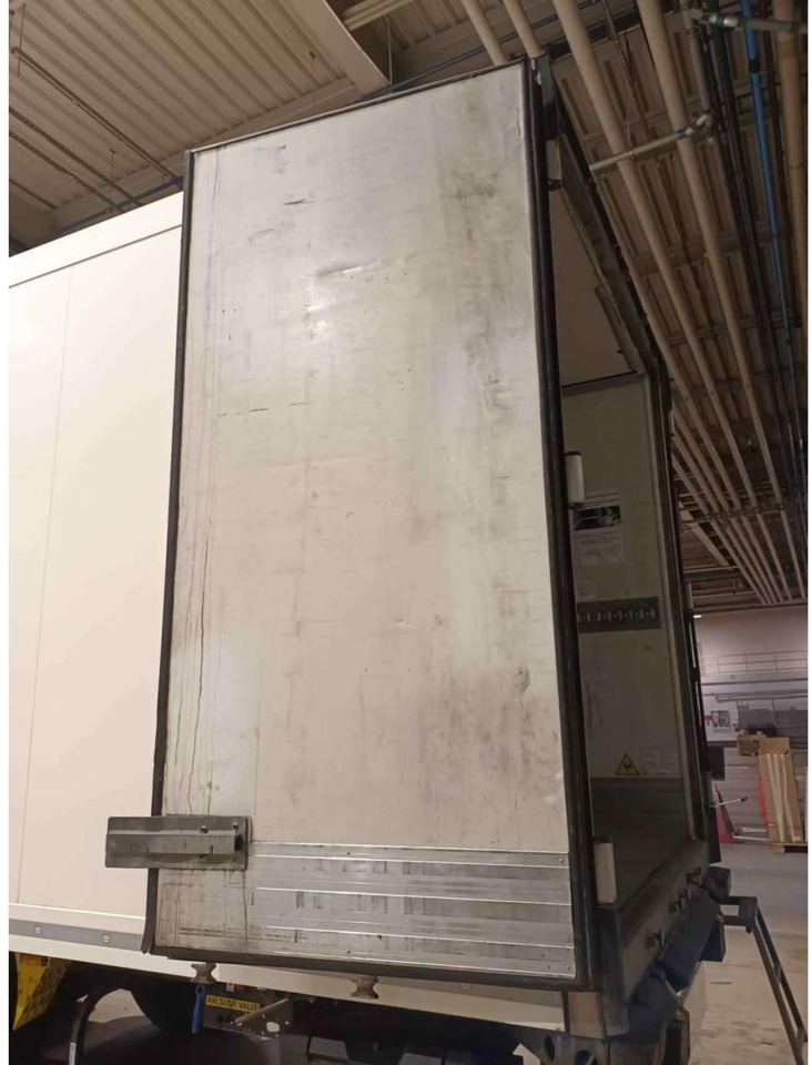 2018 Krone SDR Cool Liner FP 60 ThermoKing SLXi 300 - Refrigerator semi-trailer: picture 3 2018 Krone SDR Cool Liner FP 60 ThermoKing SLXi 300 - Refrigerator semi-trailer: picture 3